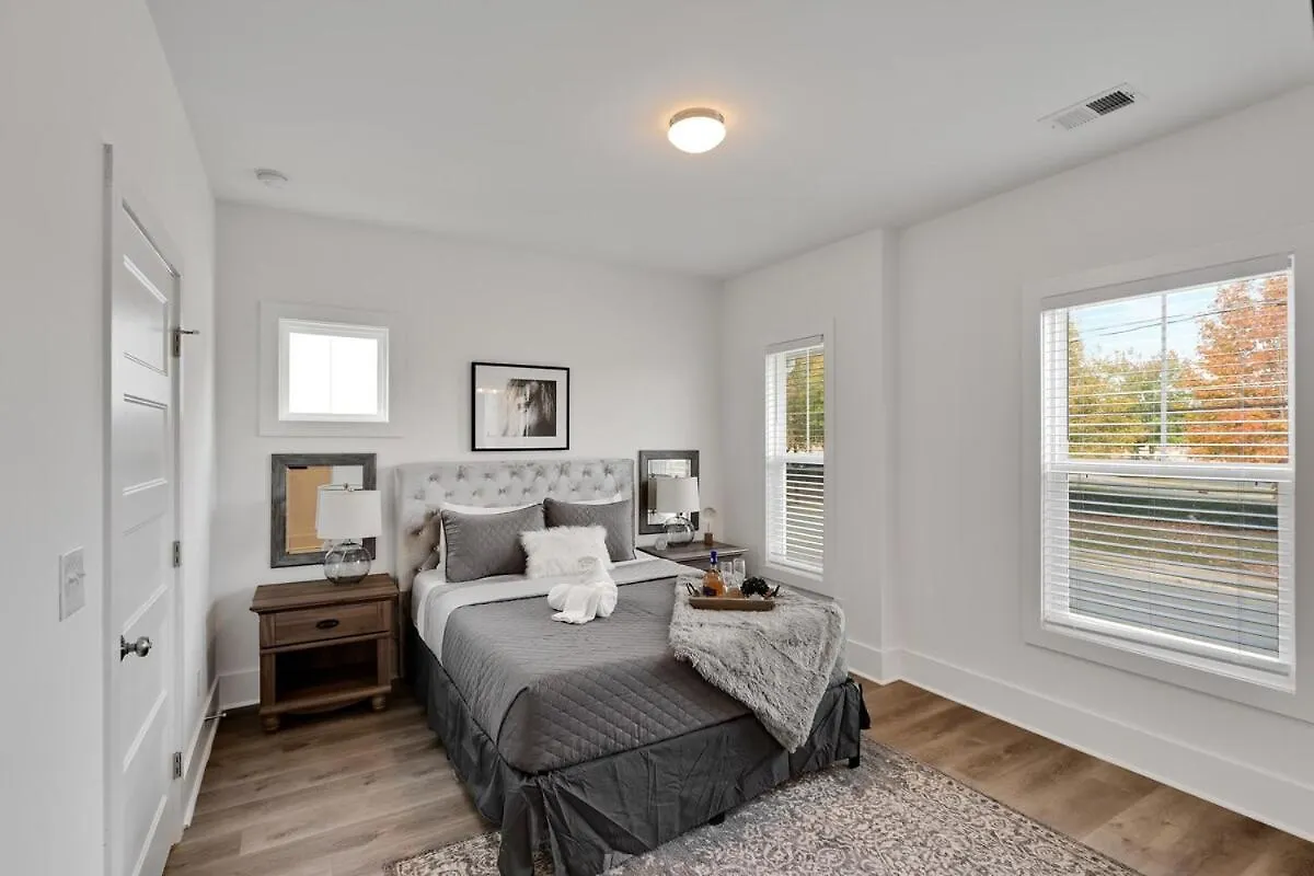 Stylish Two Story Close To South End And Uptown Charlotte Stati Uniti